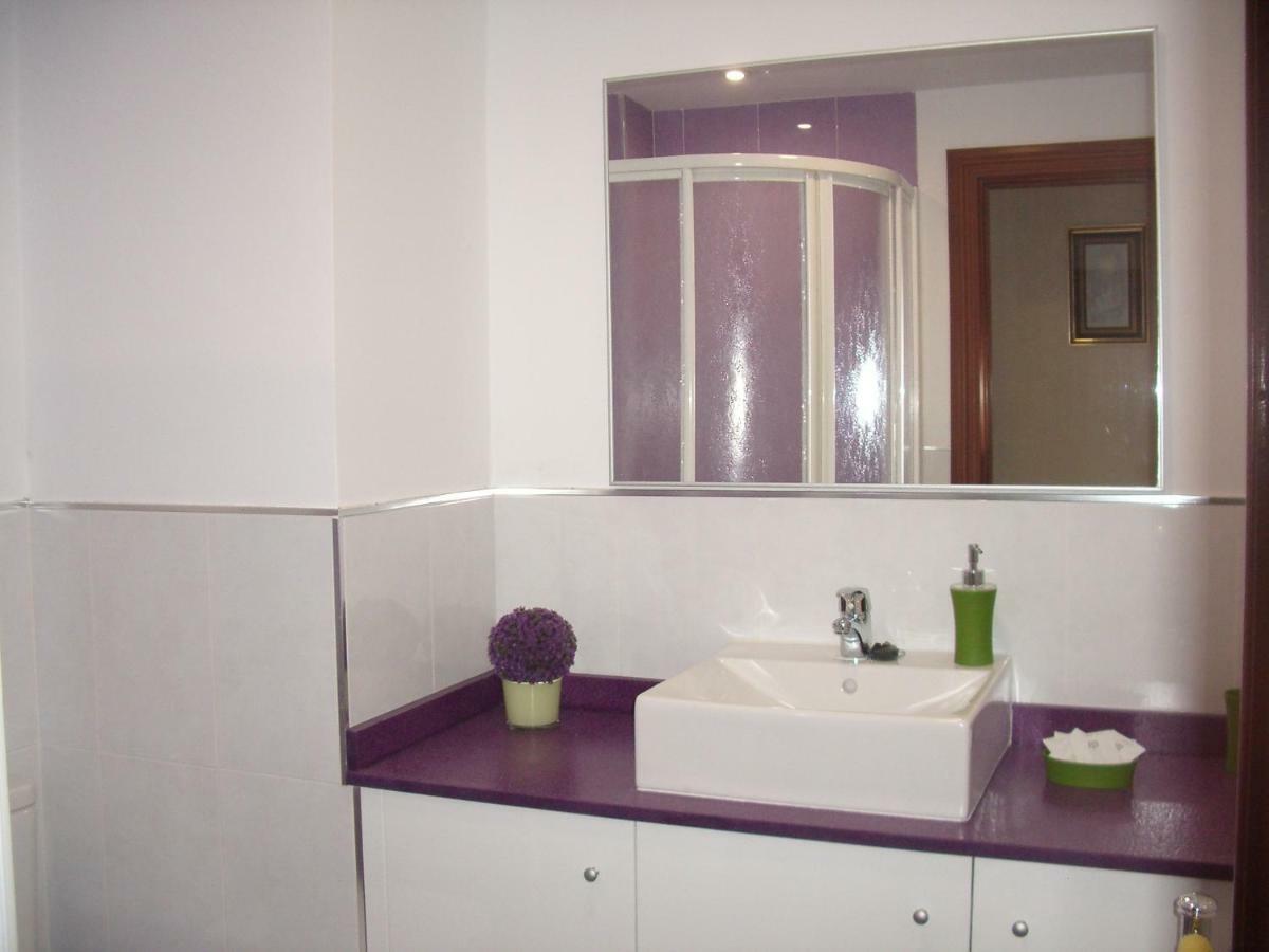 Paseo Maritimo De Poniente Apartment Malaga Bagian luar foto
